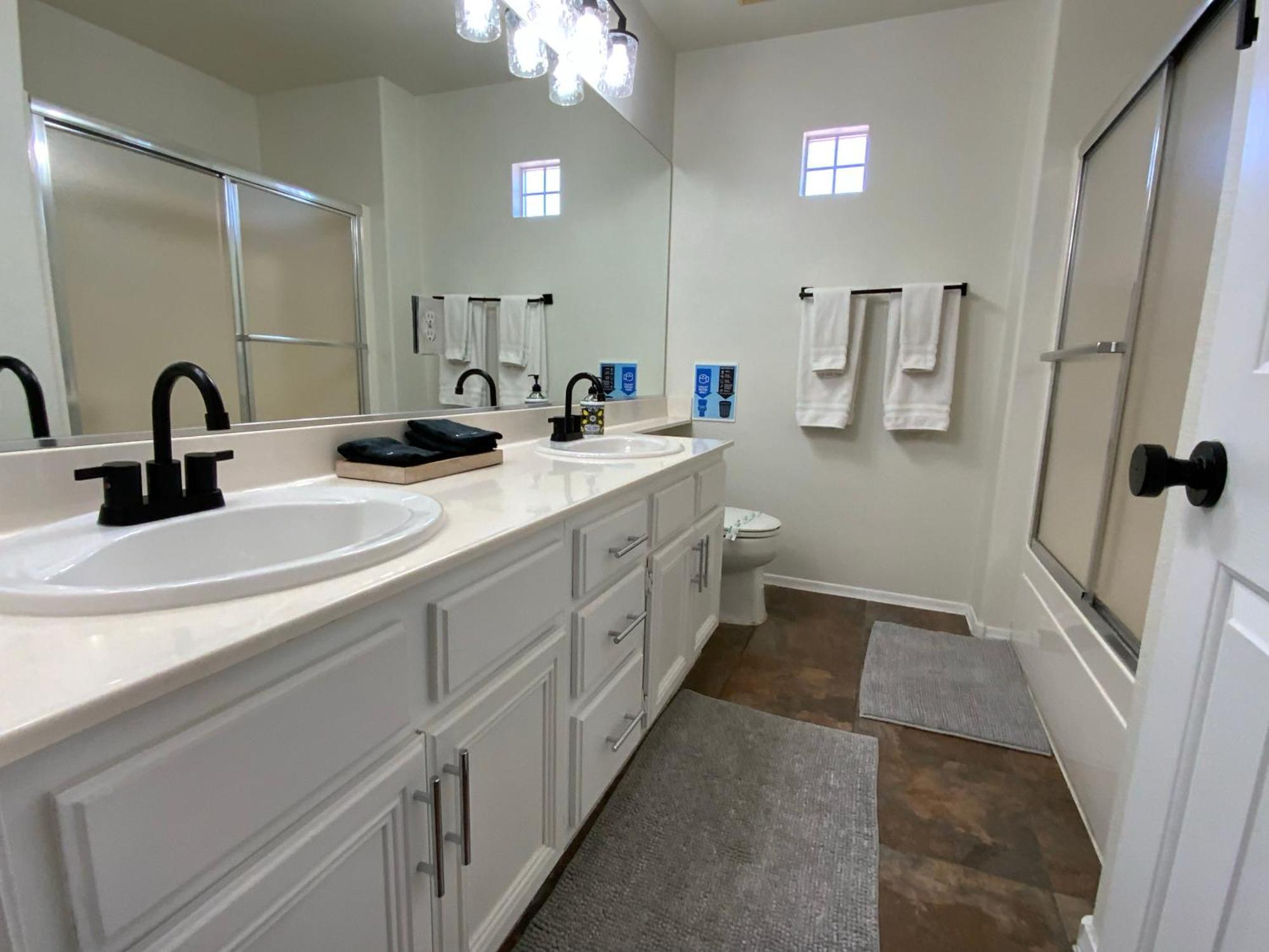 Buddha Gem, Central 6 Bed Room Luxury Home With Pool Hot Tub Game Room And Much More Las Vegas Eksteriør billede