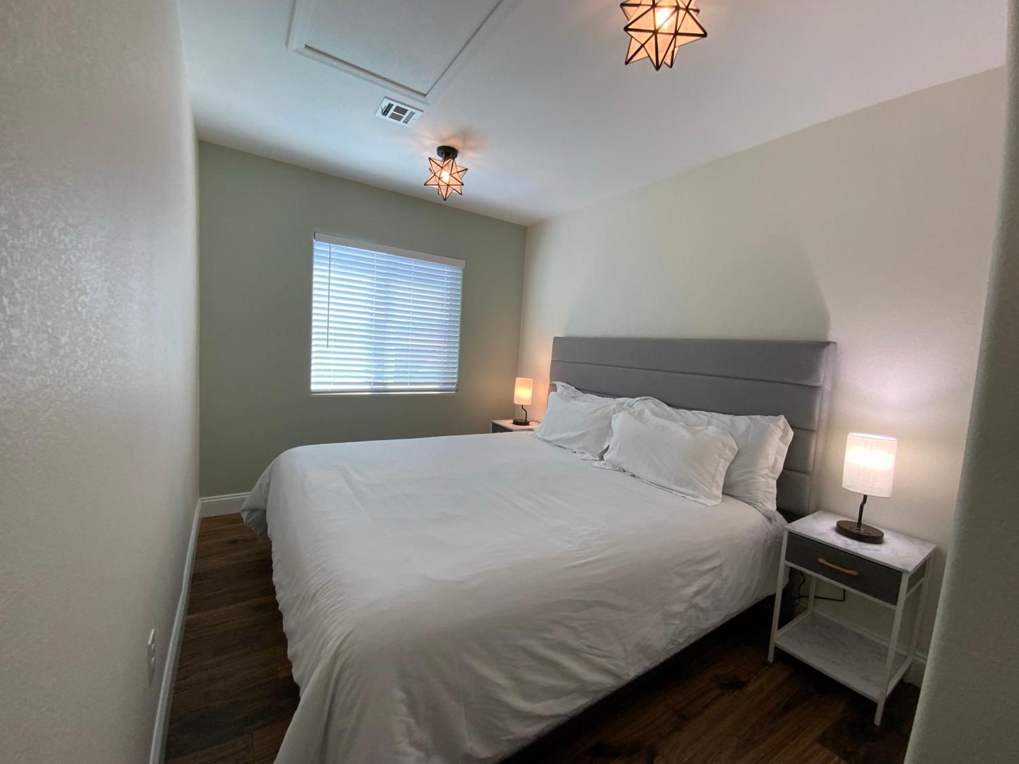 Buddha Gem, Central 6 Bed Room Luxury Home With Pool Hot Tub Game Room And Much More Las Vegas Eksteriør billede